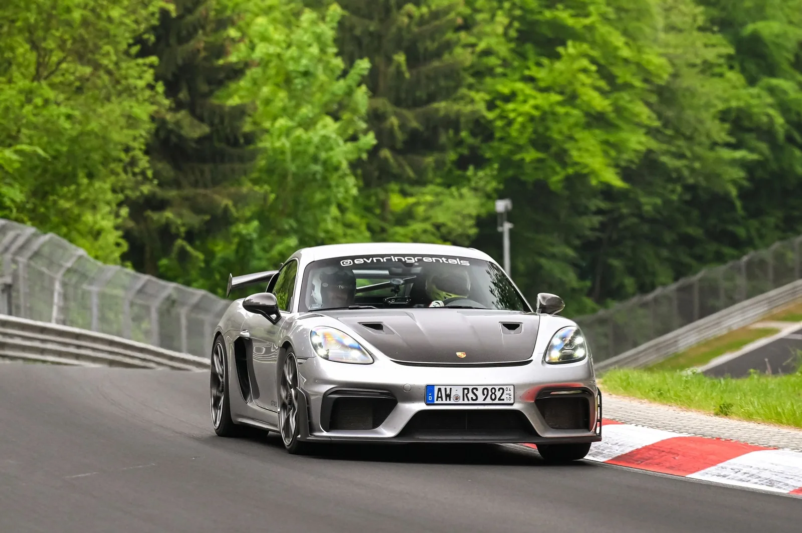 Porsche 718 Cayman