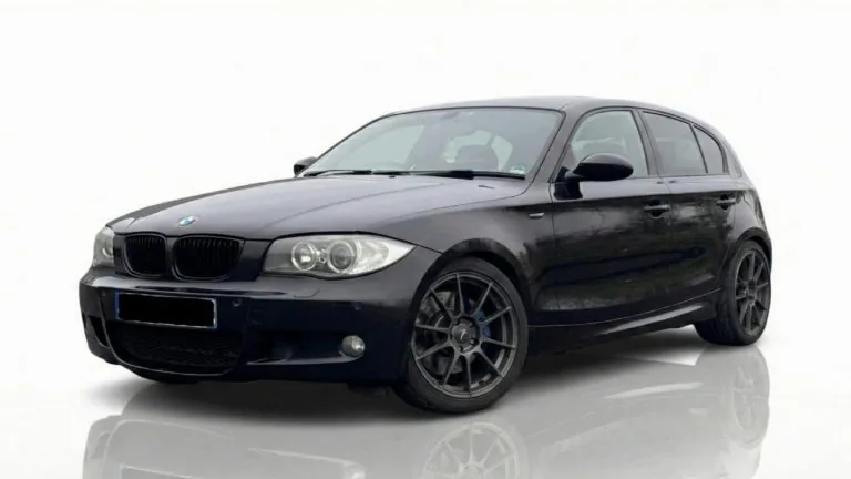 Pure Ring Rentals fleet car